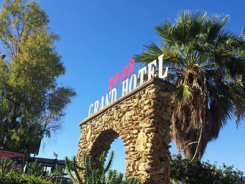 Grand Hotel Mose วิลลาจิโอ โมเซ ภายนอก รูปภาพ